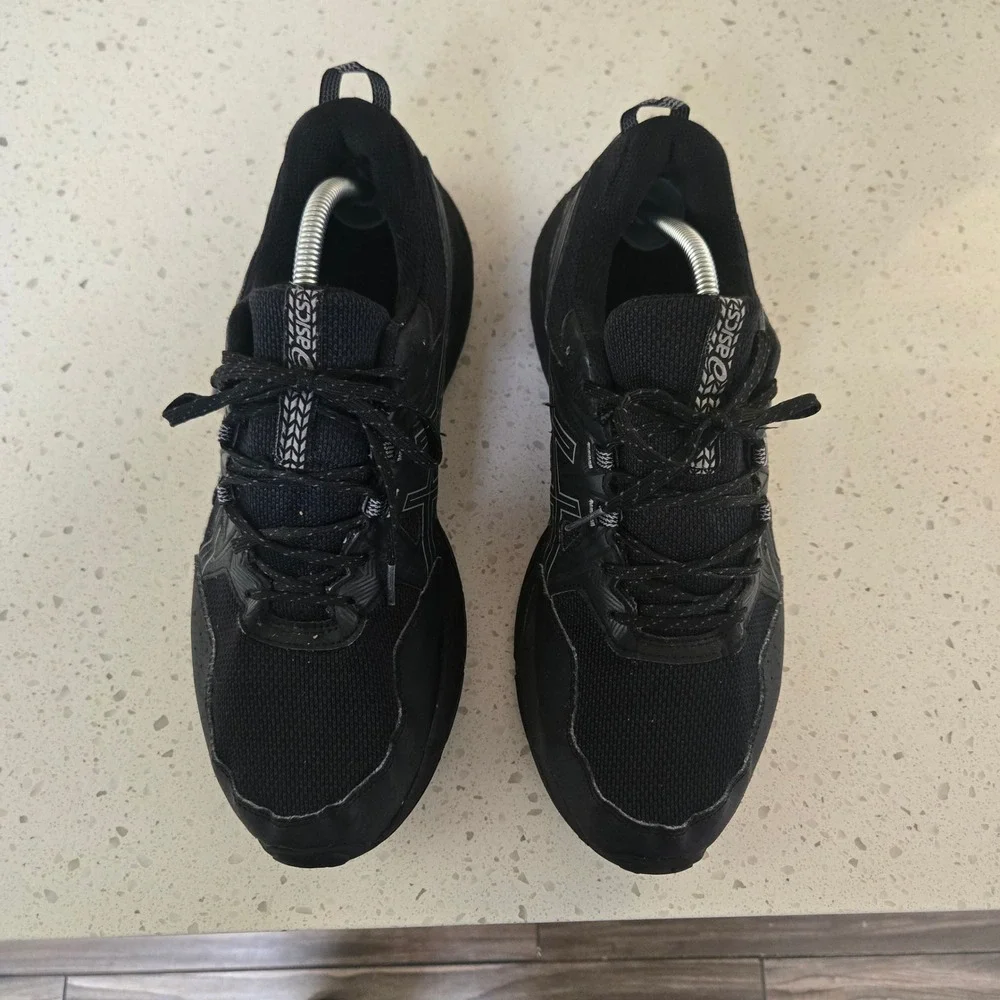 Asics Gel-Venture 8 Mens 11.5 Black Trail Running Shoes 1011B396 Sneakers
